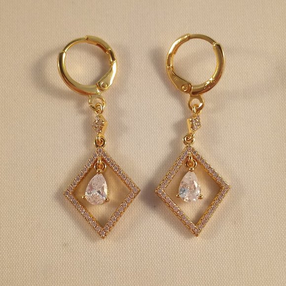 18K Gold Filled Diamond Topaz Zircon Earrings GF - Picture 2 of 3